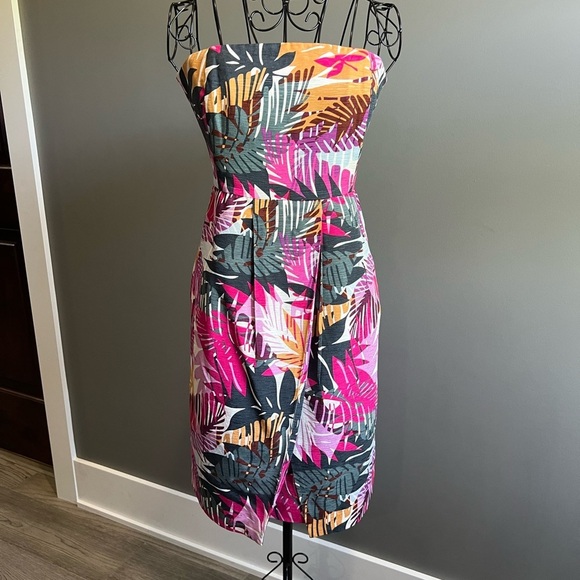 Banana Republic Silk Tropical Safari Strapless Dress Size 4 - Picture 1 of 9